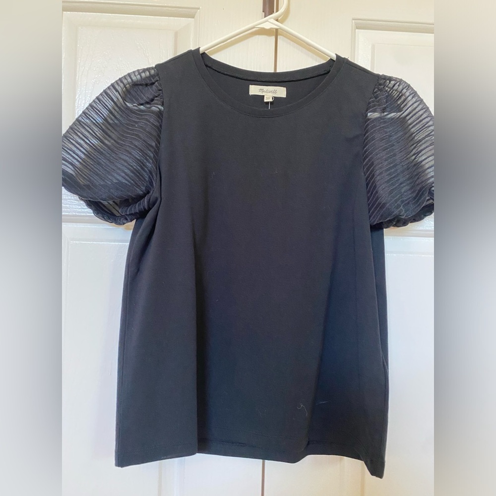 Madewell black shirt!! Perfect for work attire, never worn!